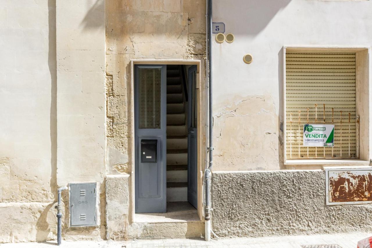 Lecce Center Charming Flat With Terraceアパートメント エクステリア 写真