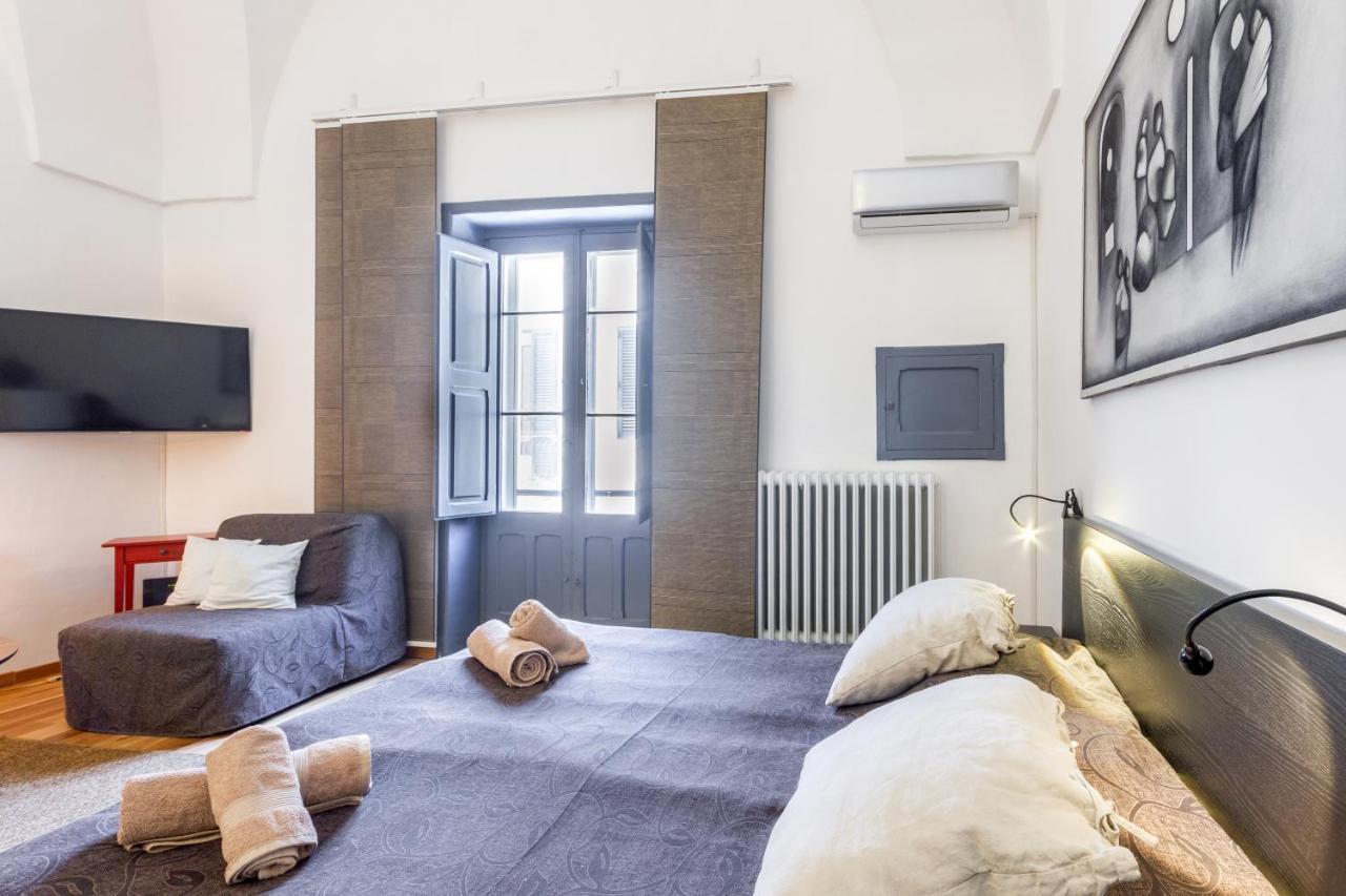 Lecce Center Charming Flat With Terraceアパートメント エクステリア 写真