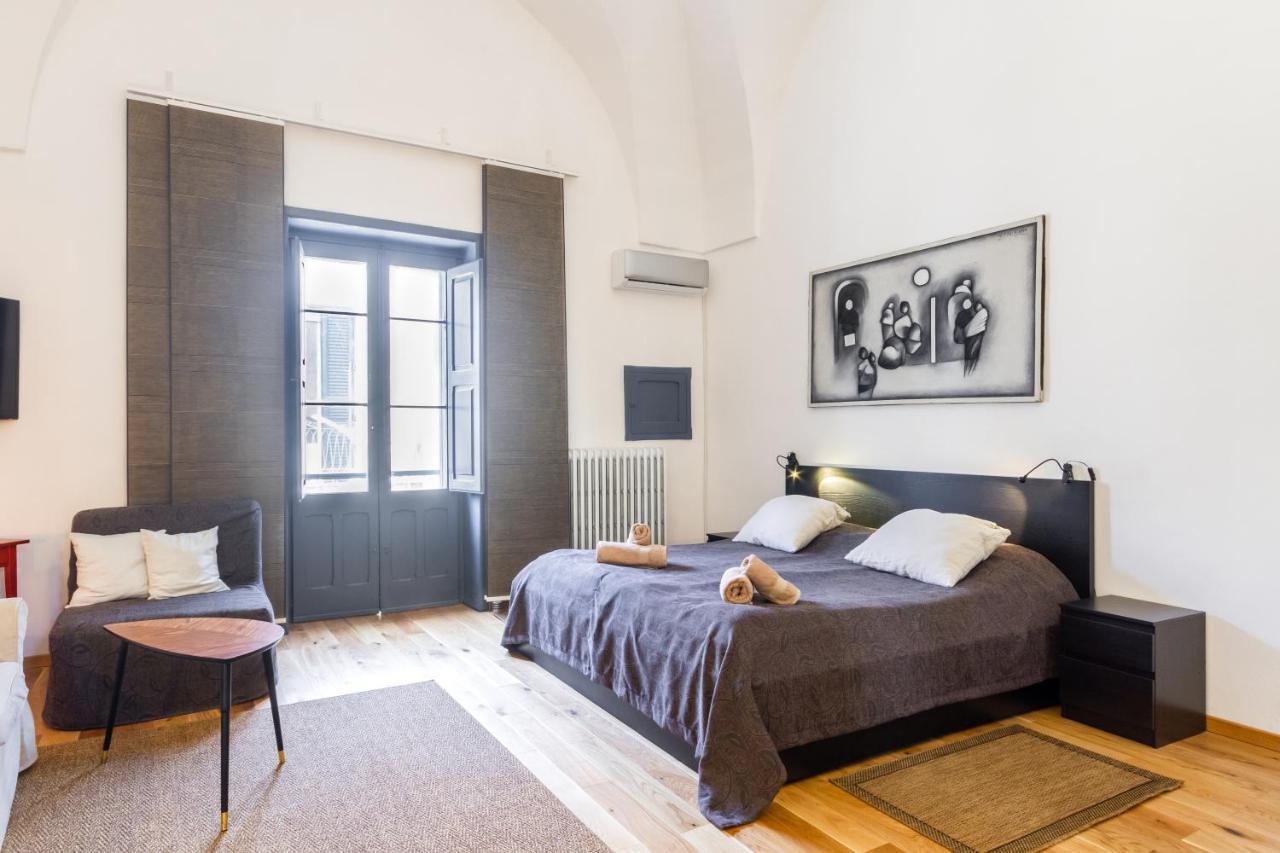 Lecce Center Charming Flat With Terraceアパートメント エクステリア 写真